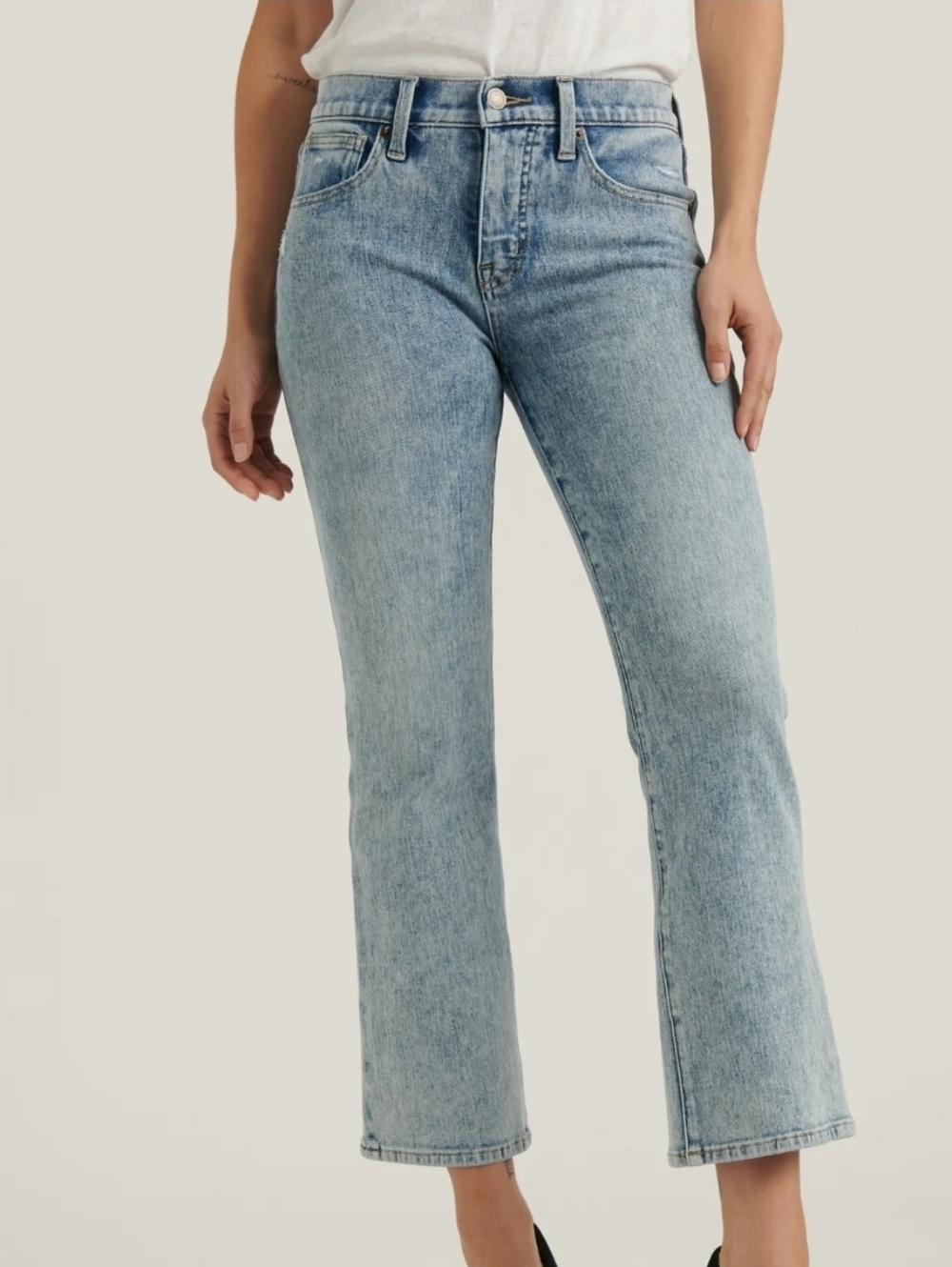 Lucky Brand Light Blue Mid-Rise Avs Crop Mini Boot Jeans